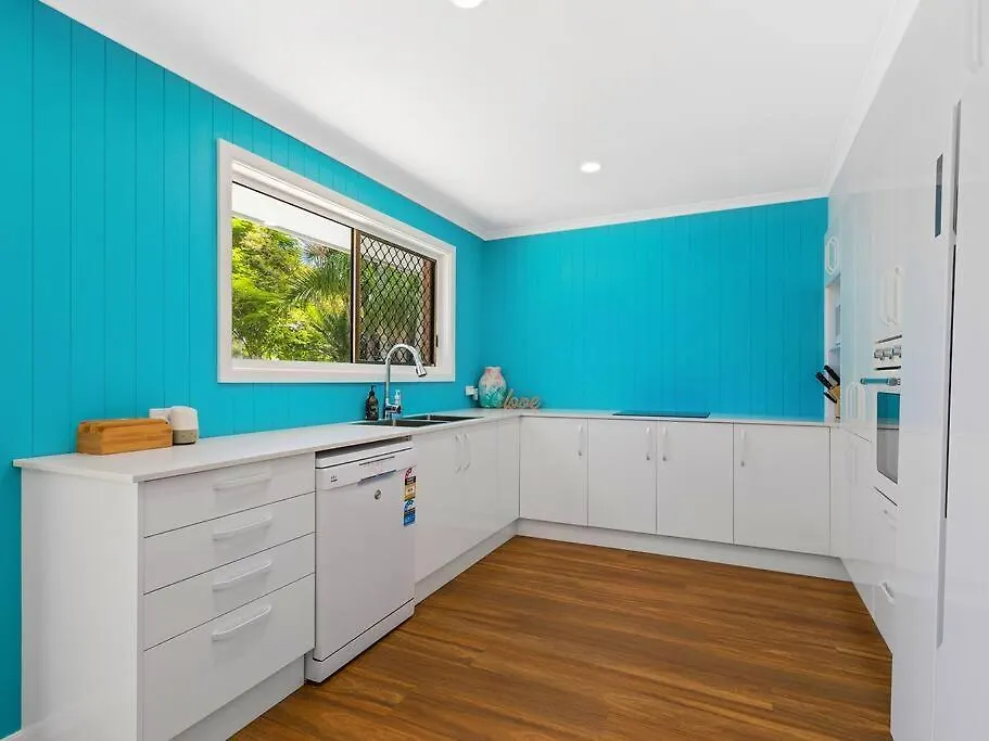 Feriehus Pet Friendly Spacious Home With Lush Gardens, Pool Sunshine Coast Pacific Paradise Australien
